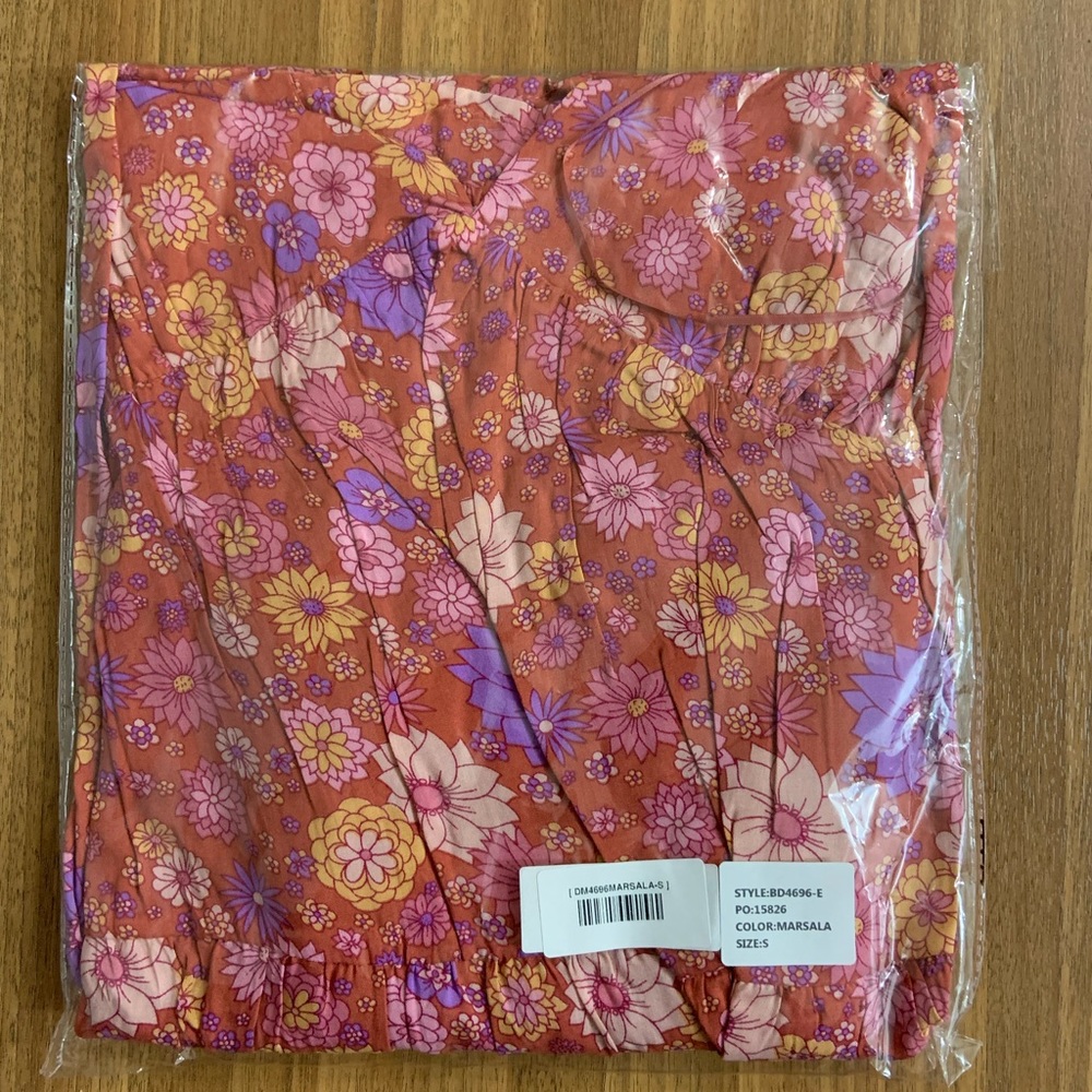 Magnolia Boutique Floral Dress- New in Package - Picture 2 of 4